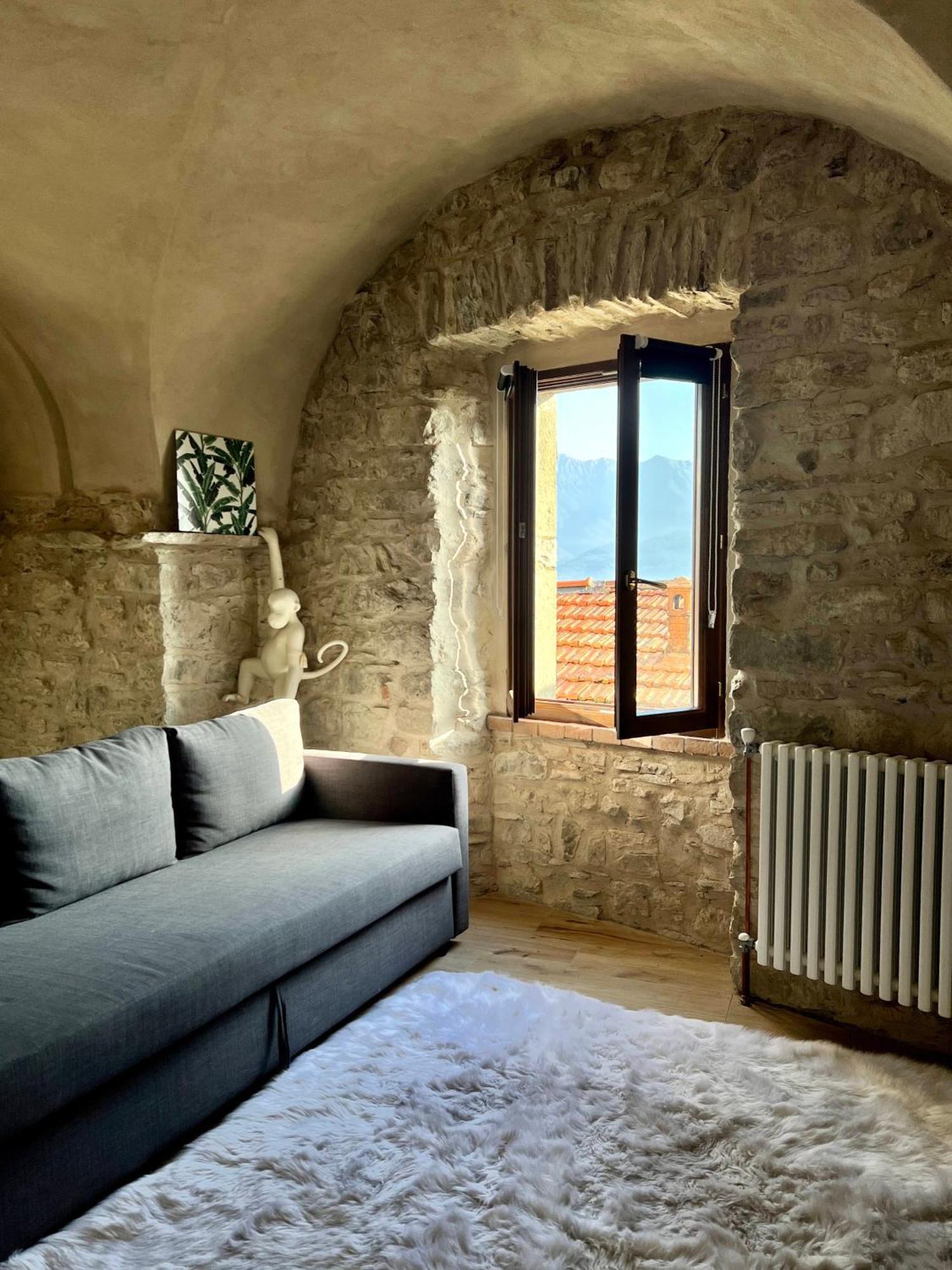 La Finestra Di Dante Apartment Mulazzo ภายนอก รูปภาพ